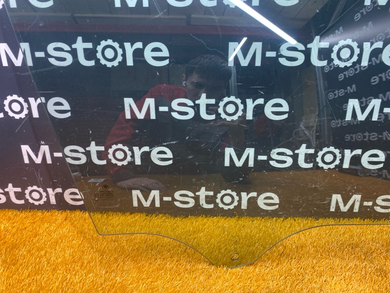 Стекло боковое, 1500 рублей, Красноярск