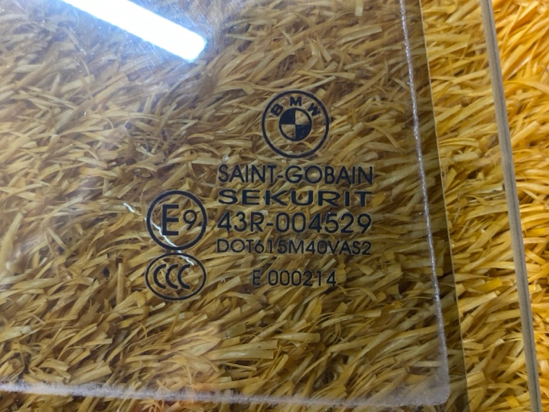 Стекло боковое, 1000 рублей, Красноярск