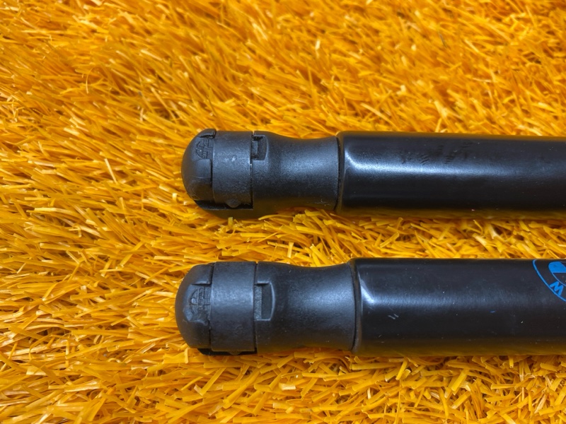 амортизатор капота, 1000 рублей, Красноярск