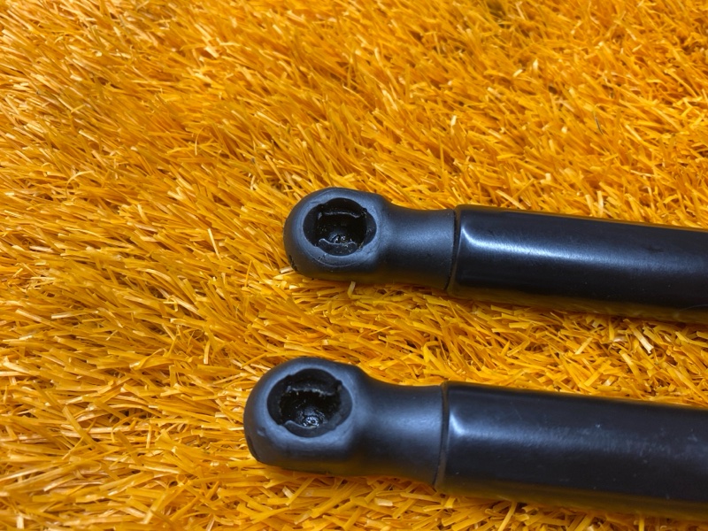 амортизатор капота, 1000 рублей, Красноярск