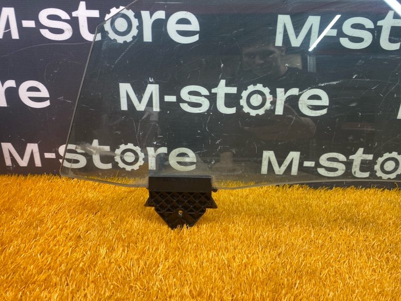 Стекло боковое, 2500 рублей, Красноярск