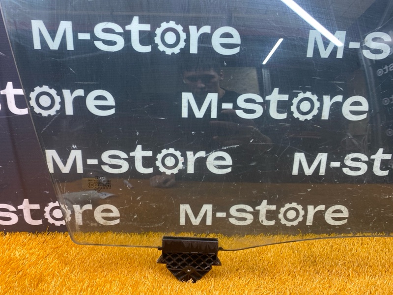 Стекло боковое, 2500 рублей, Красноярск