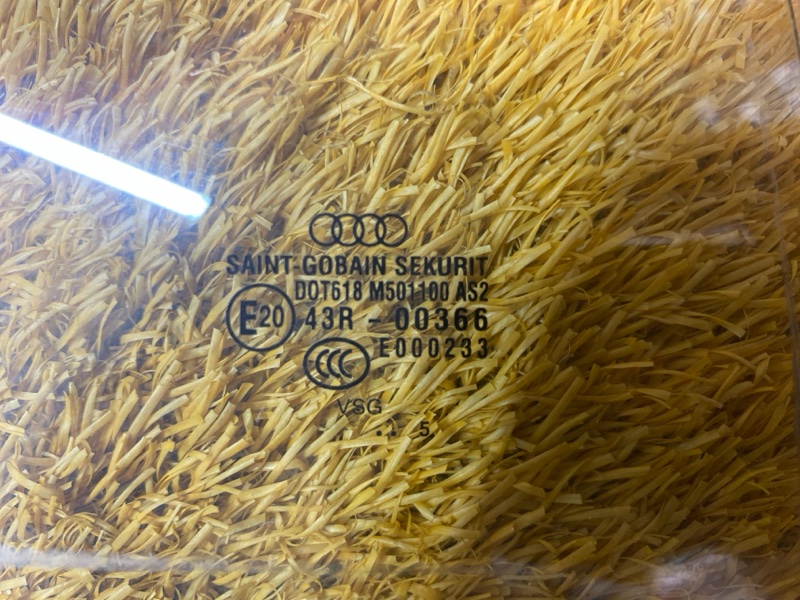 Стекло боковое, 2000 рублей, Красноярск