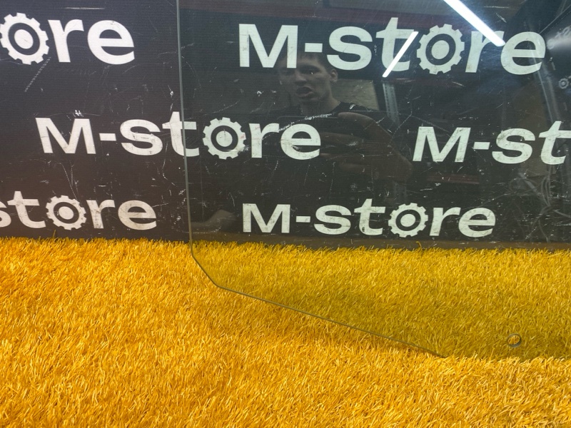 Стекло боковое, 600 рублей, Красноярск