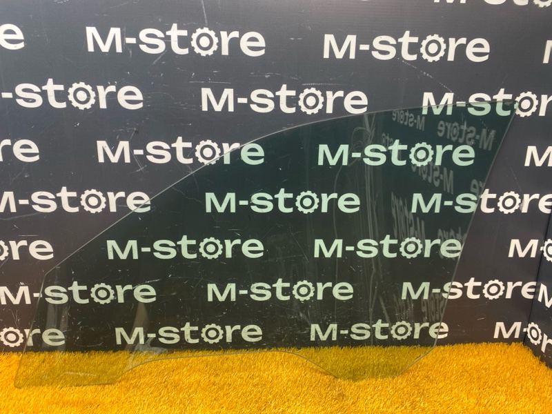 Стекло боковое, 1000 рублей, Красноярск