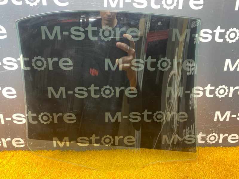 Стекло боковое, 700 рублей, Красноярск