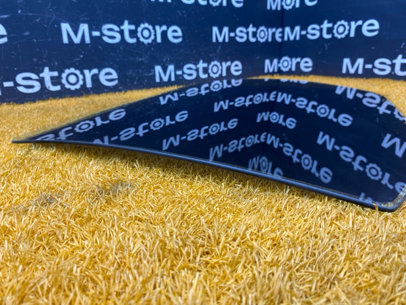 Стекло боковое, 700 рублей, Красноярск