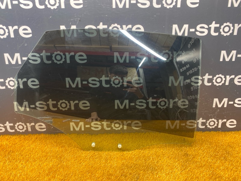 Стекло боковое, 2000 рублей, Красноярск