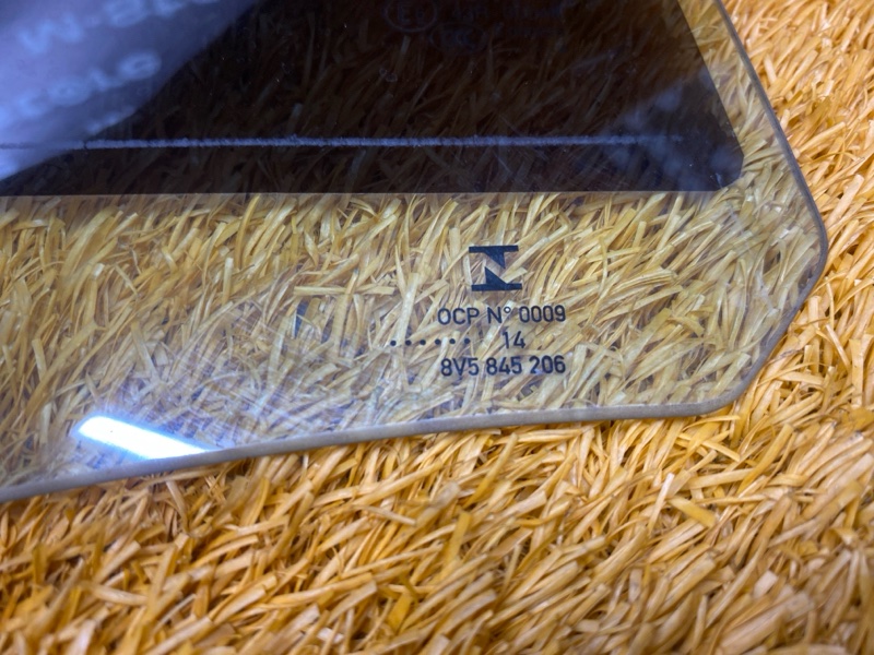 Стекло боковое, 2000 рублей, Красноярск