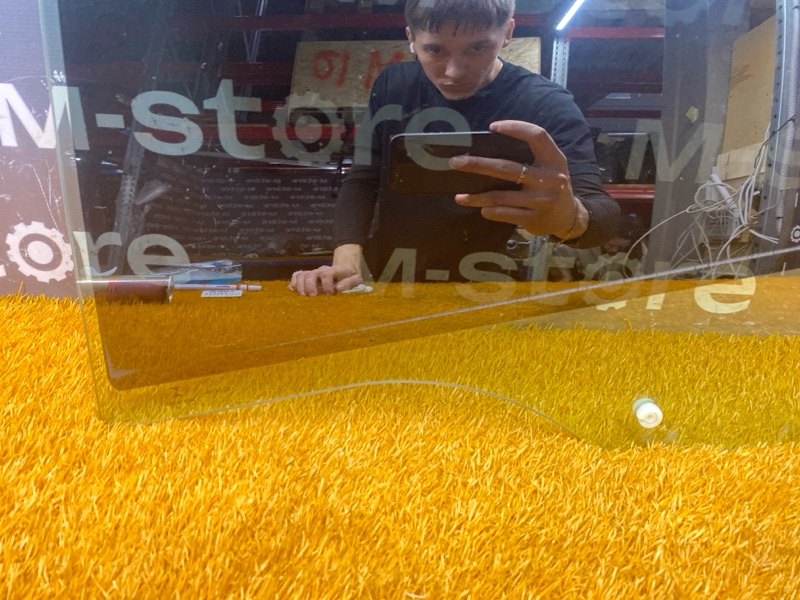 Стекло боковое, 3500 рублей, Красноярск