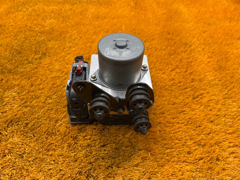 Блок ABS, 4500 рублей, Красноярск