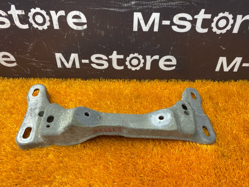 Кронштейн КПП, 1000 рублей, Красноярск