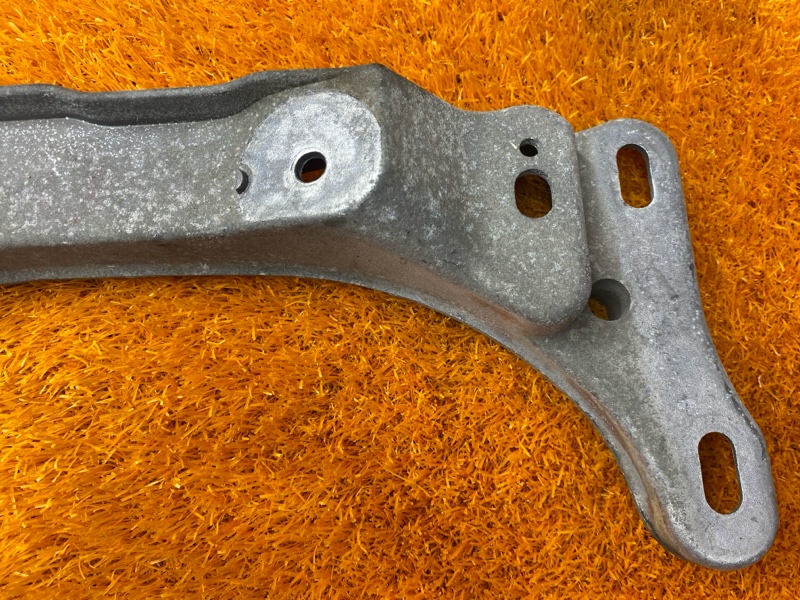 Кронштейн КПП, 1000 рублей, Красноярск