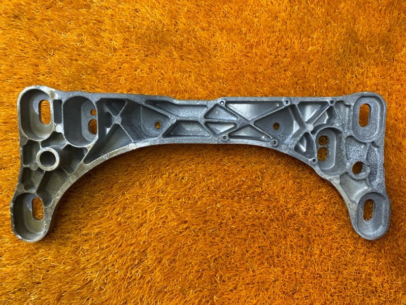 Кронштейн КПП, 1000 рублей, Красноярск