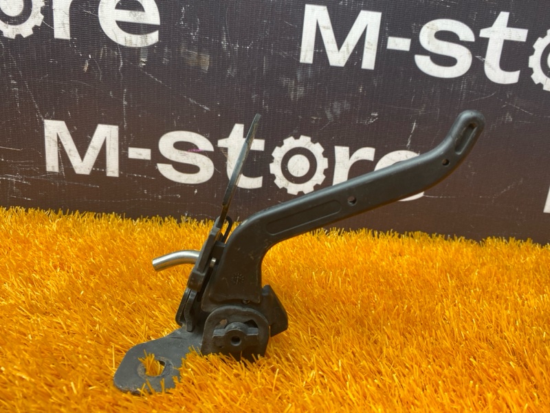 замок капота, 4200 рублей, Красноярск