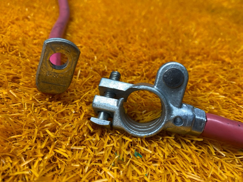 Клемма аккумулятора плюс, 1000 рублей, Красноярск