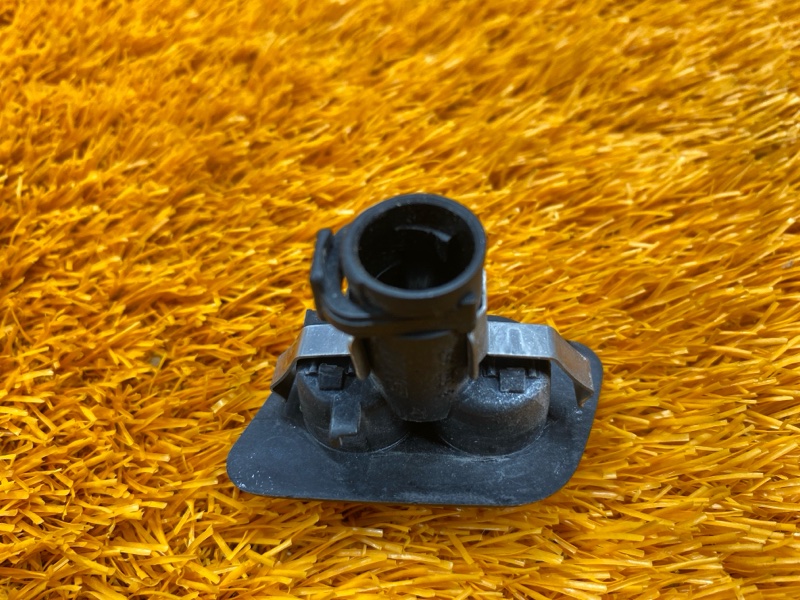 Форсунка омывателя фары, 2000 рублей, Красноярск