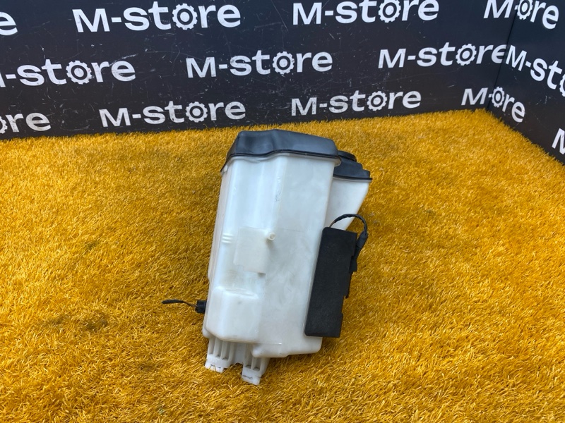 Бачок омывателя, 1000 рублей, Красноярск