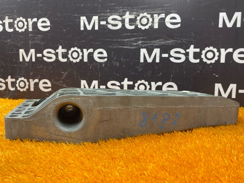 Кронштейн КПП, 500 рублей, Красноярск