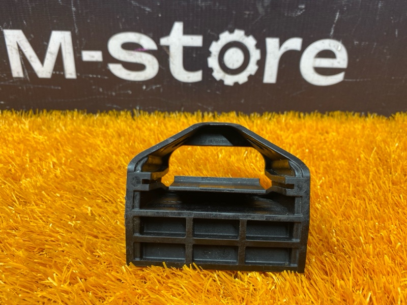 Кронштейн радиатора, 600 рублей, Красноярск