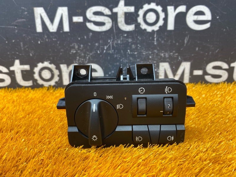 Переключатель света фар, 2000 рублей, Красноярск