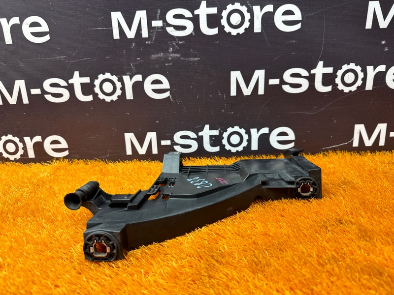 кронштейн фары, 2000 рублей, Красноярск