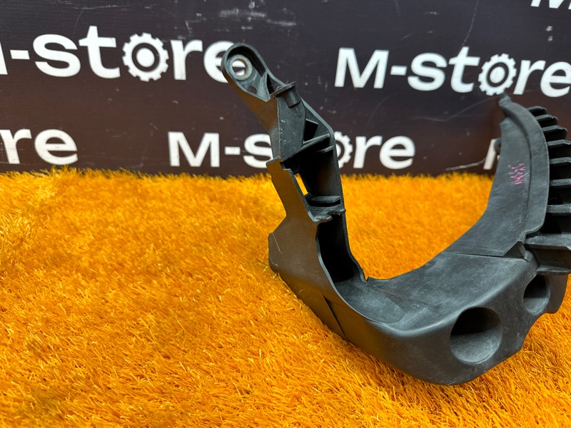 кронштейн фары, 4000 рублей, Красноярск