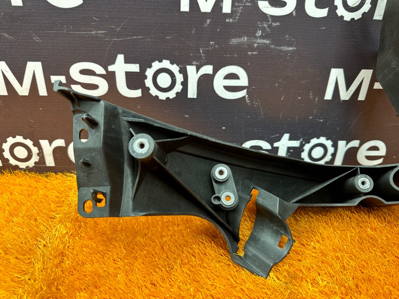 кронштейн фары, 4000 рублей, Красноярск