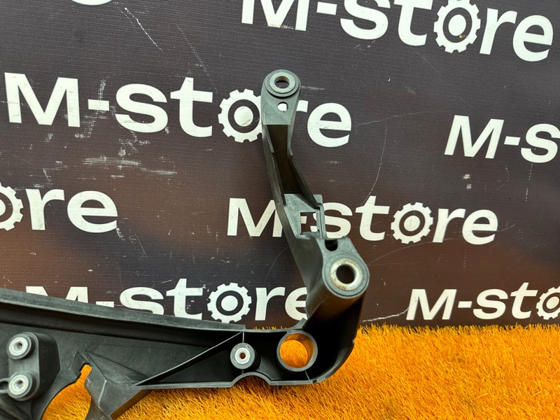 кронштейн фары, 4000 рублей, Красноярск