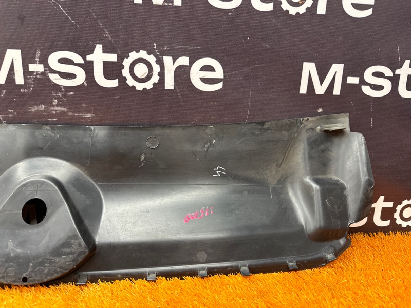 Накладка замка капота, 1500 рублей, Красноярск