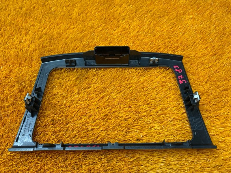 Рамка магнитолы, 1000 рублей, Красноярск