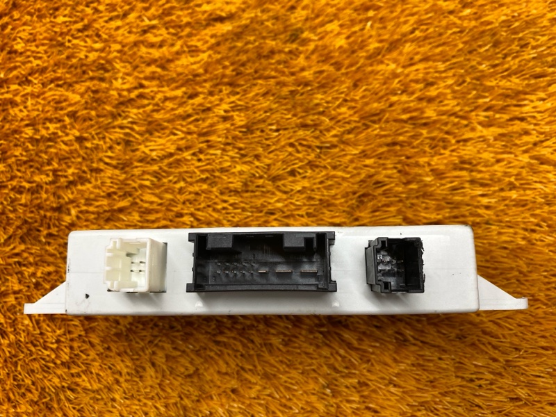 блок управления подогревом сидений, 500 рублей, Красноярск