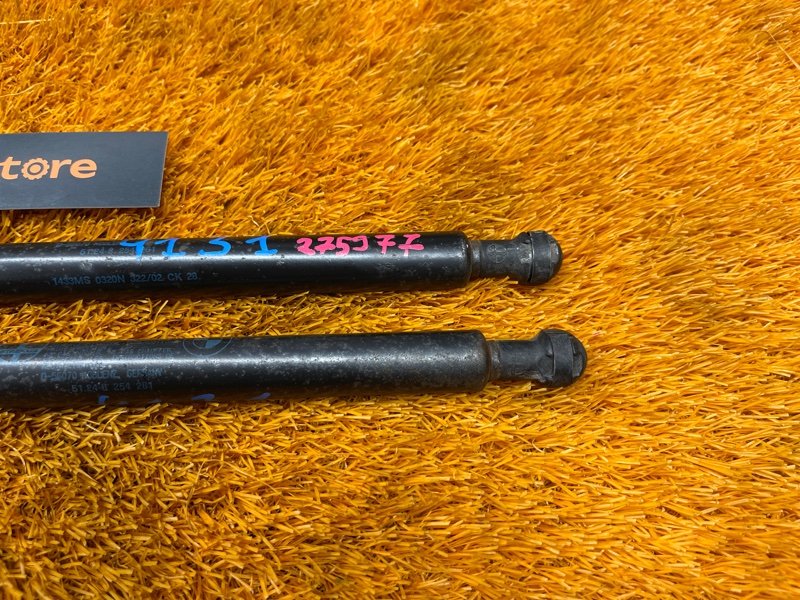 амортизатор багажника, 1000 рублей, Красноярск