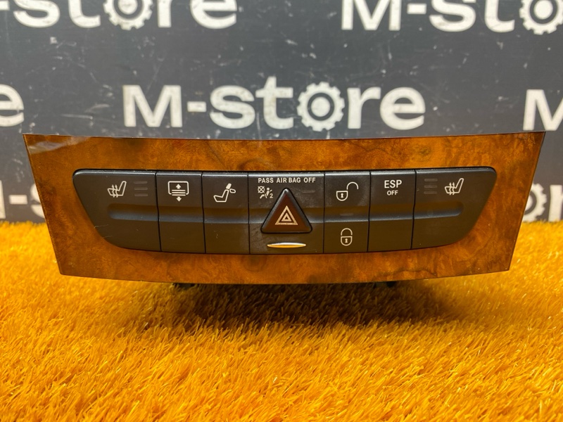 Блок кнопок (подогрев сидений), 1300 рублей, Красноярск