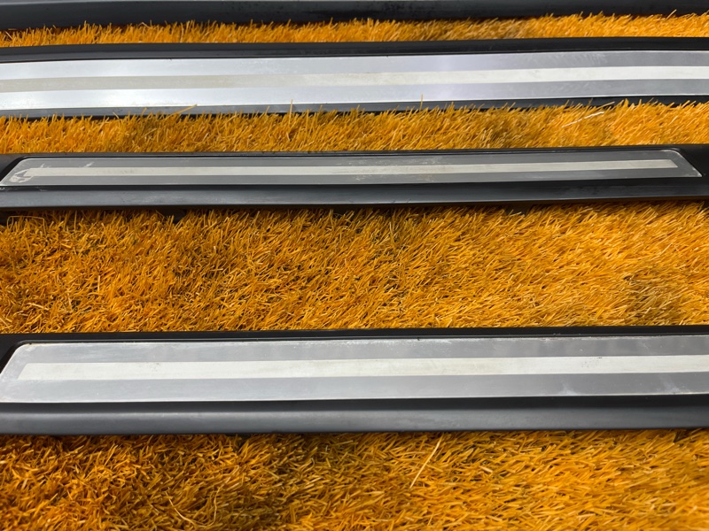 Накладка на порог салона, 2000 рублей, Красноярск