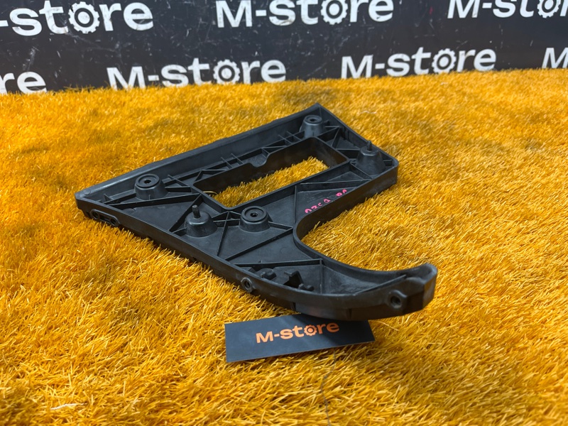 крепление бампера, 400 рублей, Красноярск