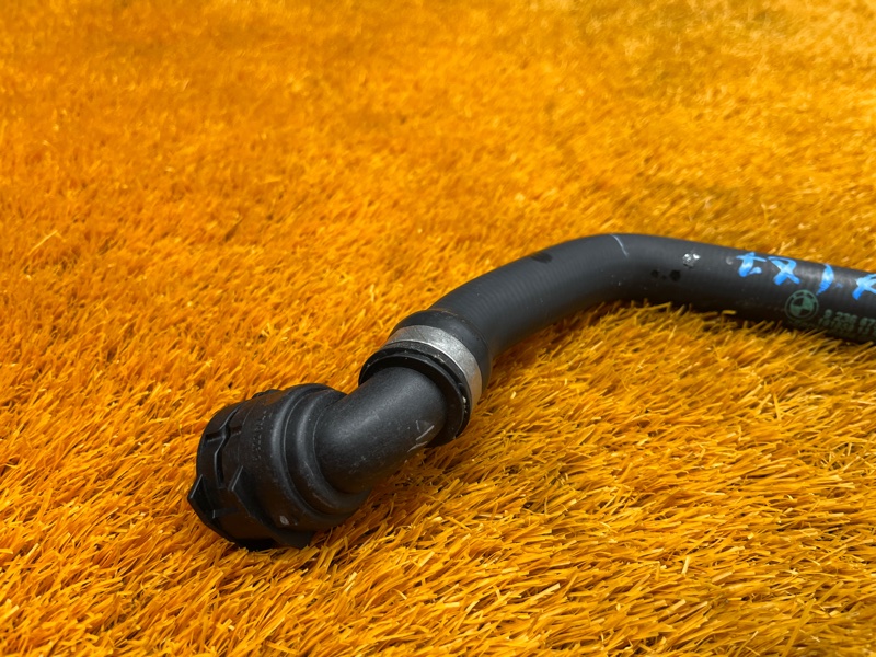 Патрубок системы охлаждения, 1000 рублей, Красноярск