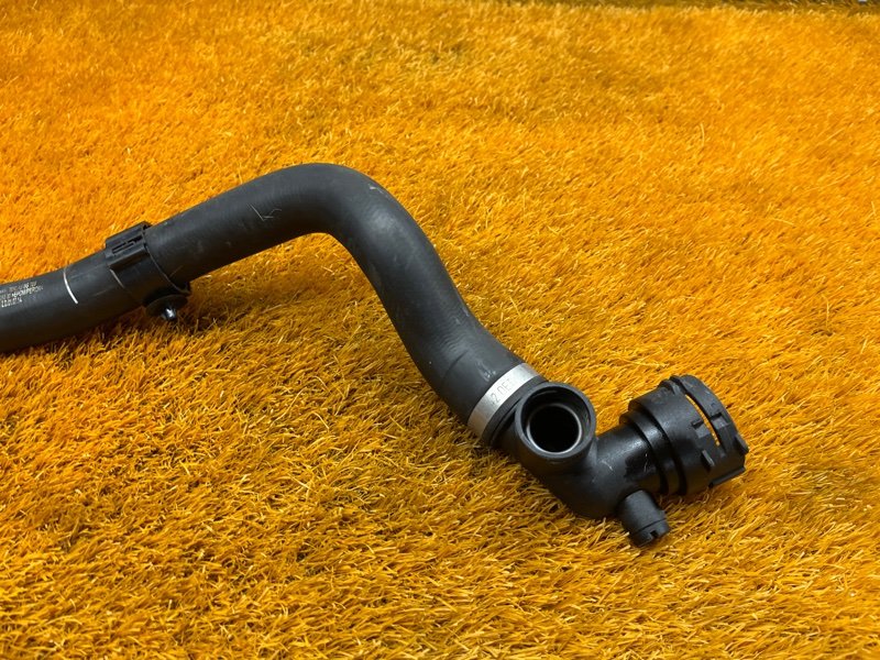 Патрубок радиатора нижний, 3000 рублей, Красноярск