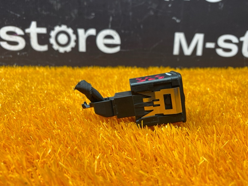 Кнопка освещения панели приборов, 250 рублей, Красноярск