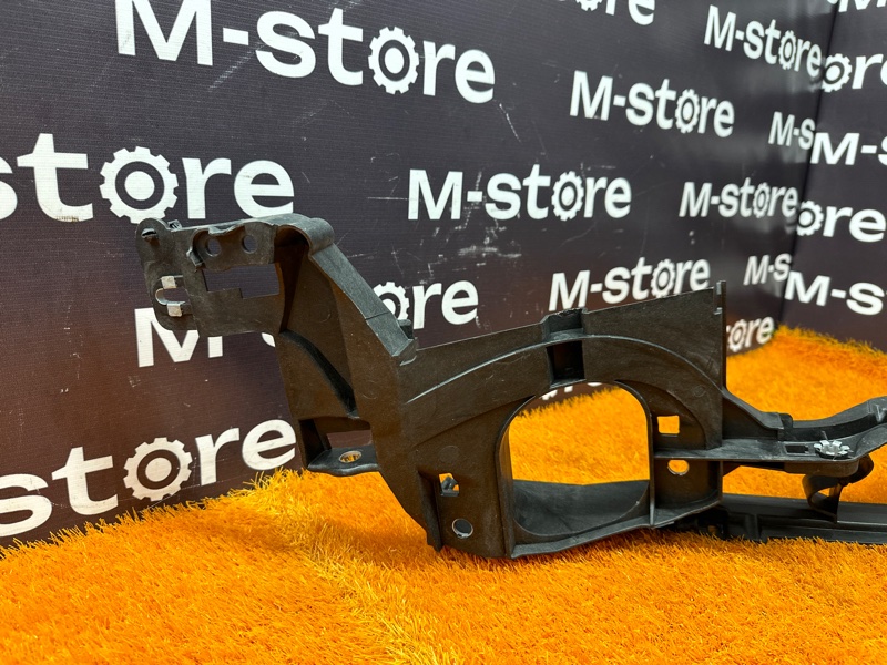 крепление крыла, 2000 рублей, Красноярск