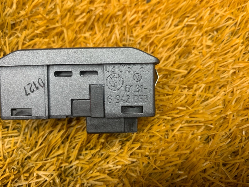 Кнопка люка, 300 рублей, Красноярск