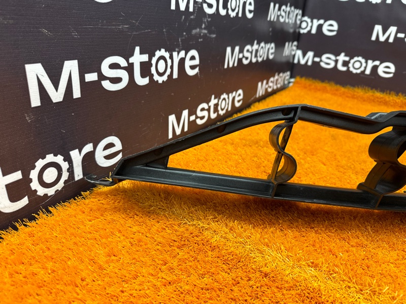 крепление крыла, 2000 рублей, Красноярск