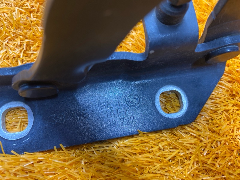 петля капота, 500 рублей, Красноярск