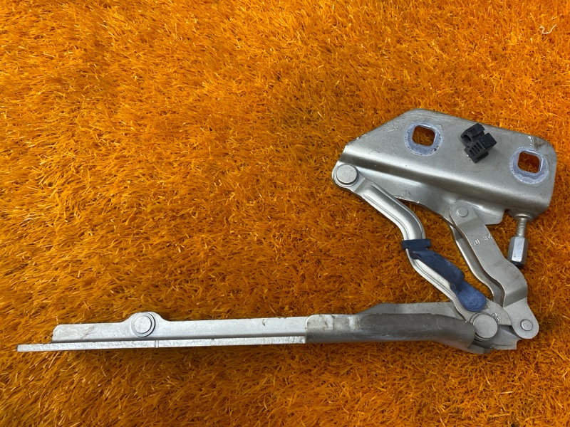 петля капота, 2000 рублей, Красноярск