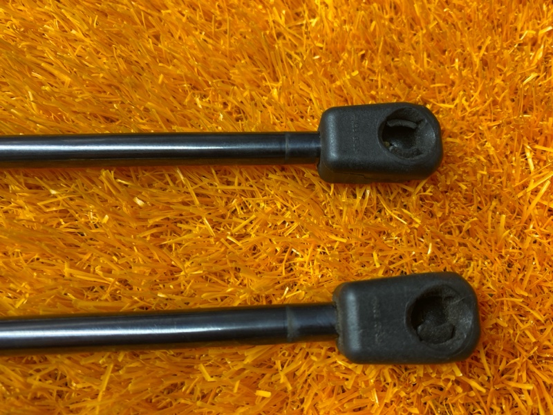 амортизатор багажника, 1500 рублей, Красноярск