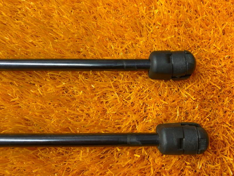 амортизатор багажника, 1500 рублей, Красноярск