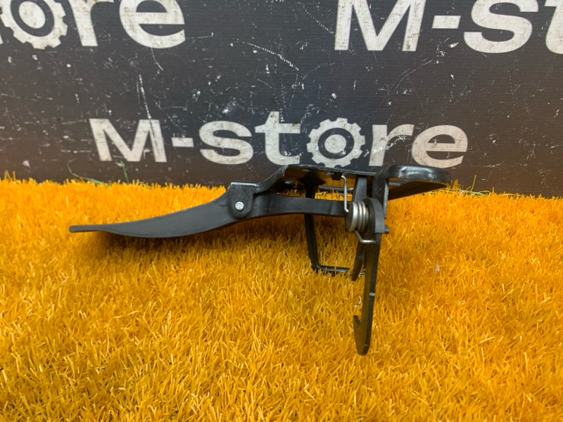 замок капота, 500 рублей, Красноярск