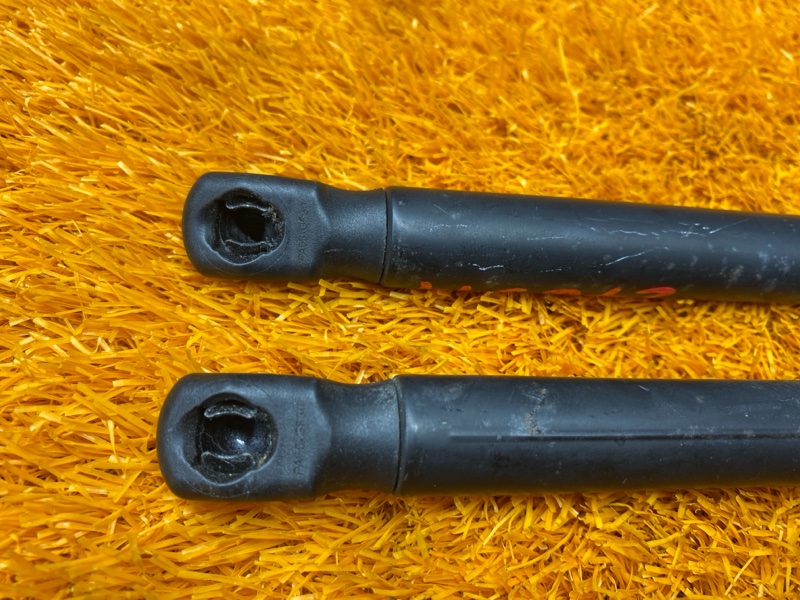 амортизатор капота, 1500 рублей, Красноярск