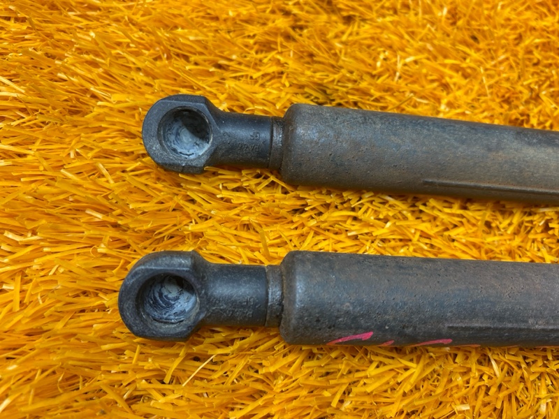 амортизатор багажника, 1000 рублей, Красноярск