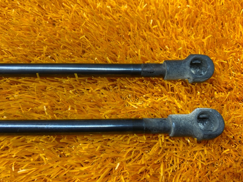 амортизатор багажника, 1000 рублей, Красноярск